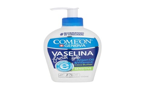 تصویر 4 از وازلین حاوی ویتامین ای دارای خاصیت ضد چروک و ضد پیری